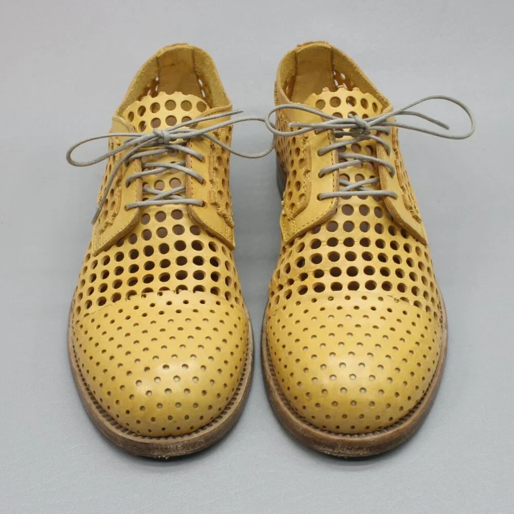 MOMA 38 Ladies 8 Luna Giallo Yellow Perforated Polka Dots Shoes Oxfords - Italy - Picture 5 of 12